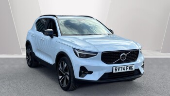 Volvo XC40 2.0 B4P Ultra Dark 5dr Auto Petrol Estate